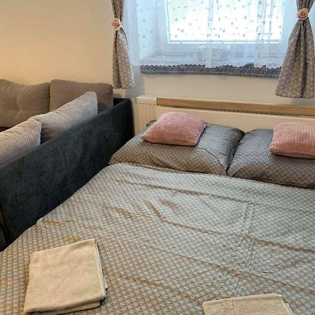 Apartman Filipovice S Letni Terasou Exterior foto